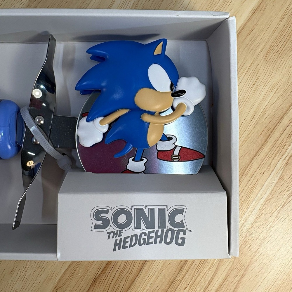 Hallmark Sonic the Hedgehog Pizza Cutter w Sound Blue Silver Sega Kitchen Tool